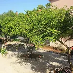 10082c Apartman