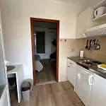 10082c *