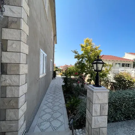 10082c * Оребич